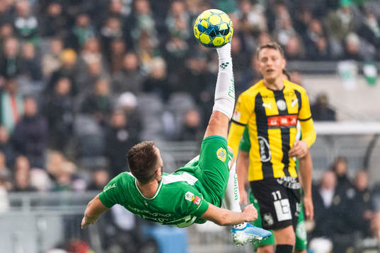 Hammarbys Muamer Tankovic med en cykelspark