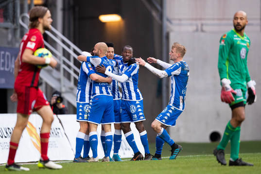 IFK Göteborgs Robin Söder jublar med lagkamrater