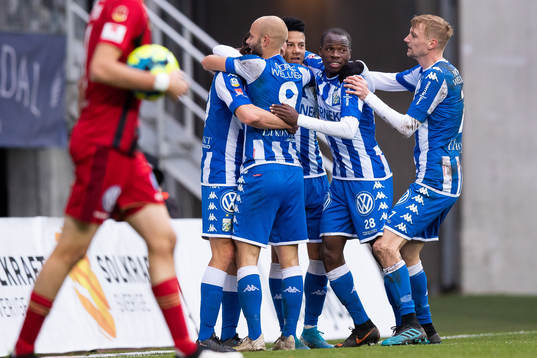 IFK Göteborgs Robin Söder jublar med lagkamrater