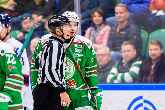 Rögles Mattias Sjögren reagerar på ett domslut
