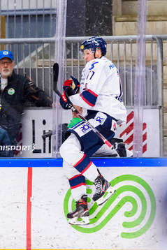 Linköpings Henrik Törnqvist jublar