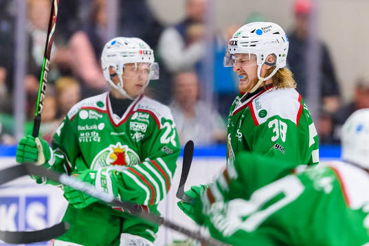 Rögles Erik Andersson  har ont