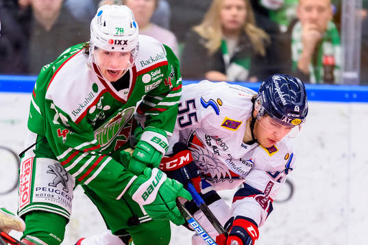 Rögles Dominik Bokk och Linköpings Max Lindroth