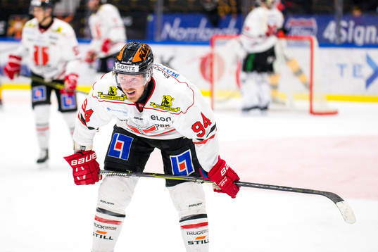 Örebros Ryan Stoa