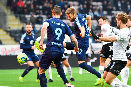 Malmö FFs Rasmus Bengtsson gör 0-1