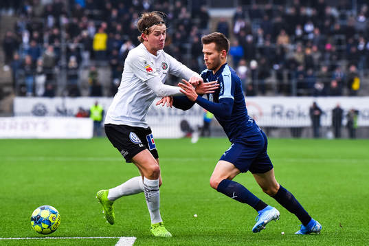 Malmö FFs Arnór Traustason och Örebros Niclas Bergmark