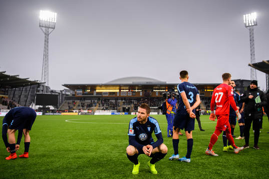 Malmö FFs Lasse Nielsen deppar