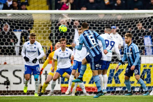 Mål 1-2 av Djurgårdens Jesper Karlström