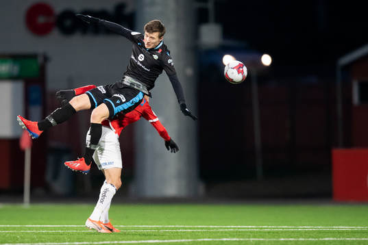 Adem Güven of Kongsvinger and Axel Kryger of Sandnes Ulf