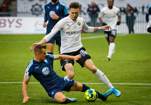 Örebros Jake Larsson
