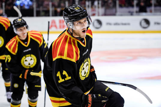 Brynäs Josef Ingman jublar