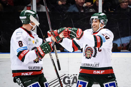 Frölundas Joel Lundqvist  jublar