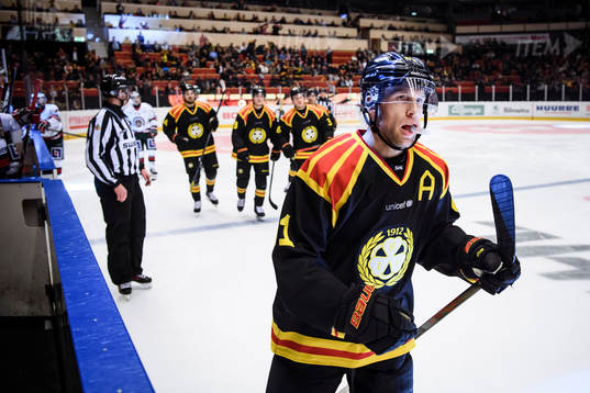 Brynäs Greg Scott jublar