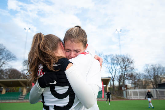 Umeås Alice Lindgren jublar