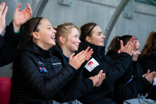 Göteborgs spelare applåderar