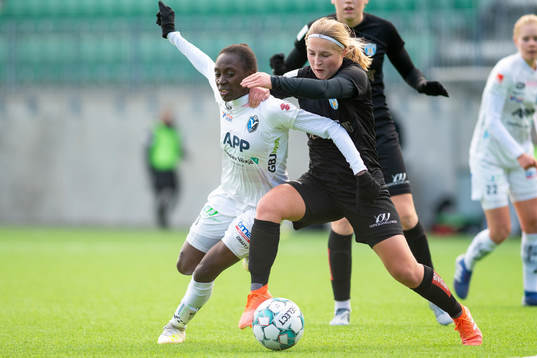 Växjös Violah Nambi och Göteborgs Hanna Andersson
