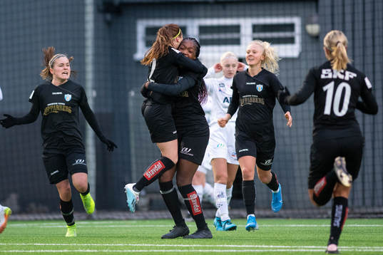Göteborgs spelare jublar