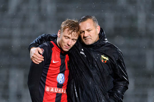 Brommapojkarnas Gustav Sandberg Magnusson och assisterande