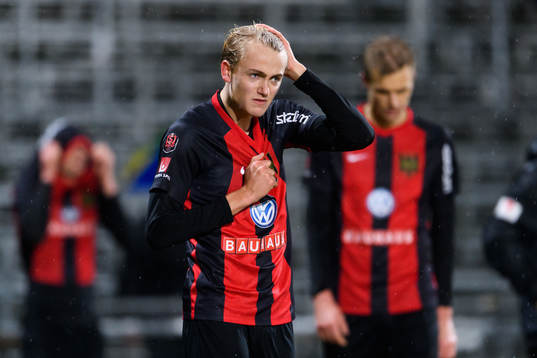 Brommapojkarnas Oskar Fallenius deppar