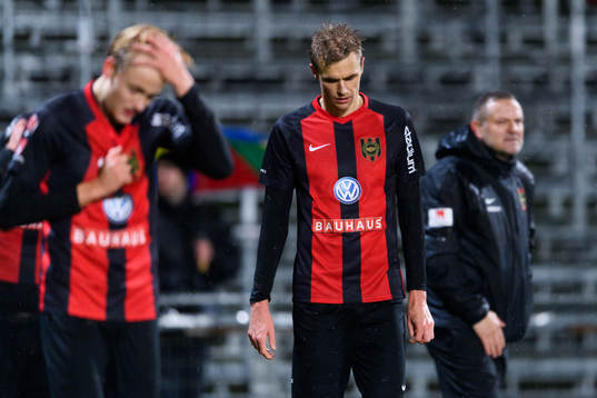 Brommapojkarnas Oscar Pehrsson deppar
