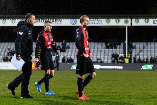Brommapojkarnas Oskar Fallenius deppar
