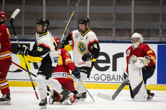 Södermanlands Fabian Wagner och Karl Andersson jubel
