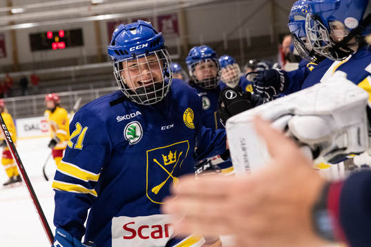 Dalarnas Nicole Hall jublar