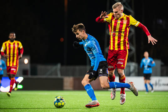 Halmstads Rasmus Wiedesheim-Paul och Syrianskas Martin