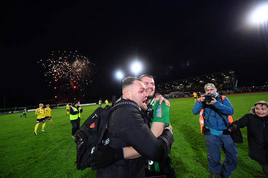 Varbergs Albert Ejupi jublar