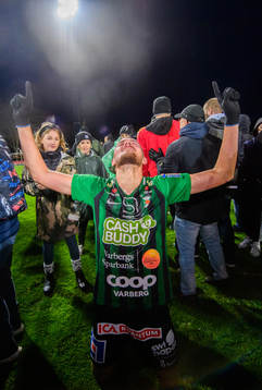 Varbergs Albert Ejupi jublar