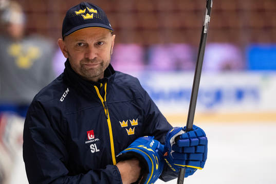Stefan Ladhe, goalkeeper coach of Sweden