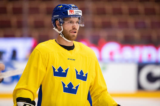 Oscar Lindberg of Sweden