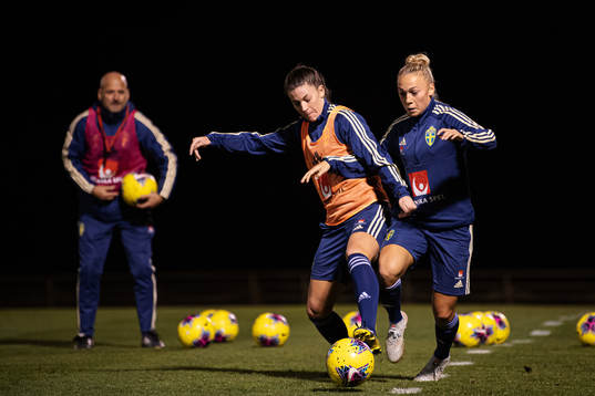 Pauline Hammarlund and Hanna Bennison of the Swedish