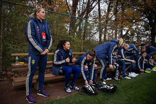 Jennifer Falk and Zecira Musovic of the Swedish women’s