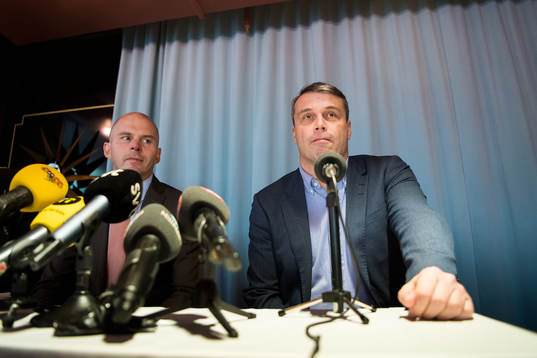 Östersunds tidigare ordförande Daniel Kindberg (th)