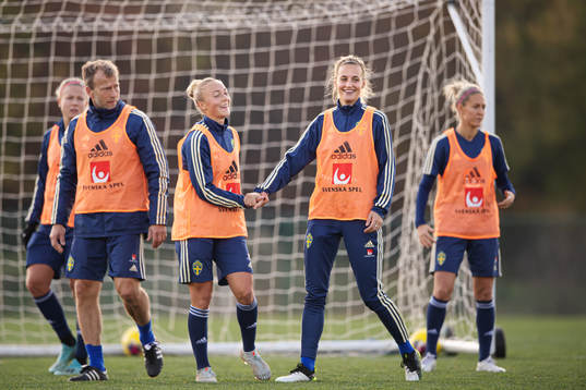 Hanna Bennison and Nathalie Björn of the Swedish women’s