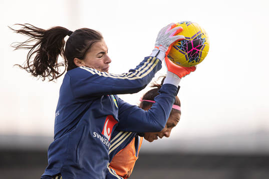 Zecira Musovic and Madelen Janogy of the Swedish women’s