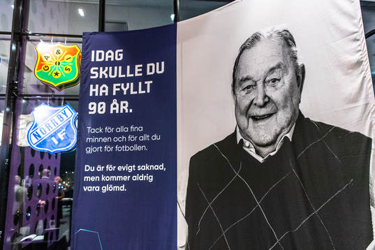 Hyllningsplats till Lennart Johansson