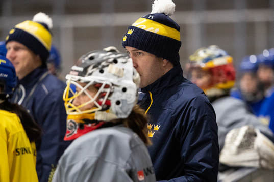 Goalie Coach Ola Kahem of Sweden