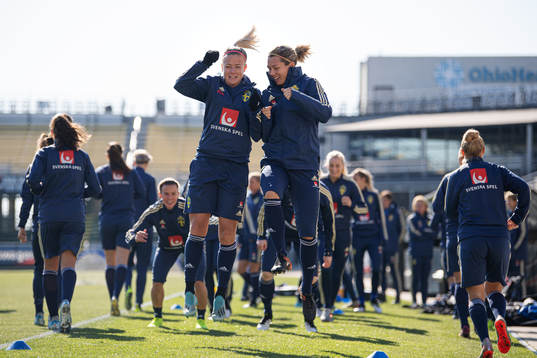 Hanna Glas and Jennifer Falk of the Swedish women’s