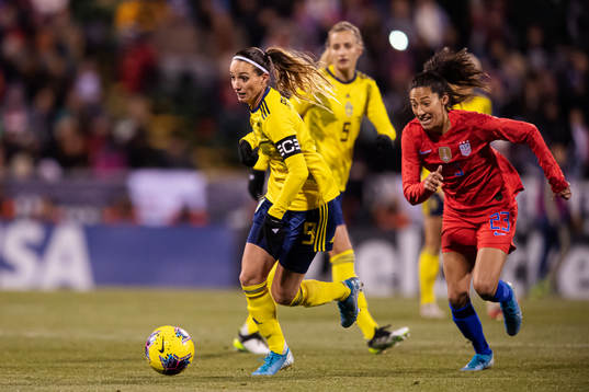 Kosovare Asllani of Sweden and Christen Press of USA