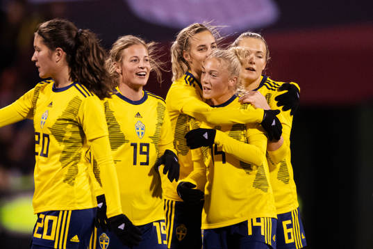 Loreta Kullashi, Anna Anvegård, Nathalie Björn, Hanna