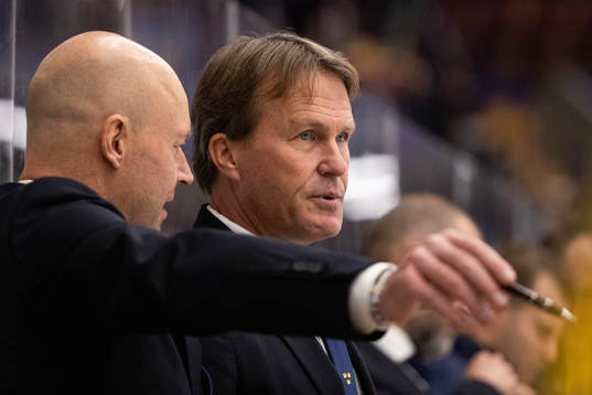 Head Coach Johan Garpenlöv of Sweden