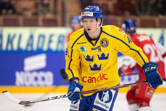 Carl Klingberg of Sweden
