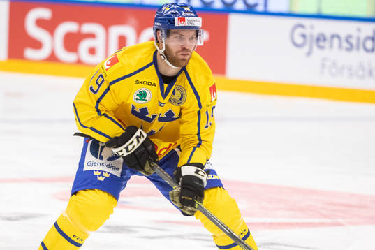 Oscar Lindberg of Sweden
