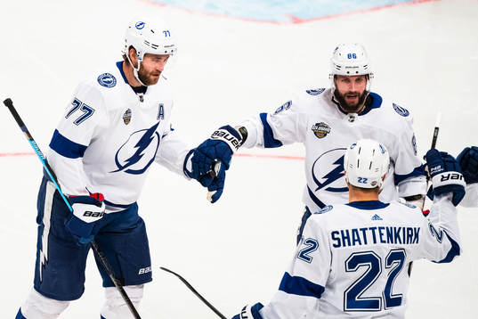 Bläddra bland fler bilder av Ice Hockey, NHL, Buffalo Sabres - Tampa Bay Lightning