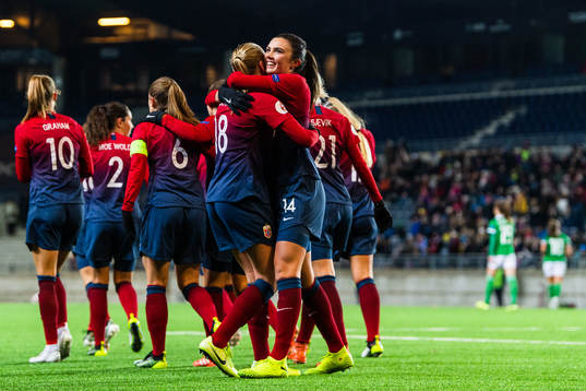 Ingrid Syrstad Engen celebrates with Frida Maanum of Norway