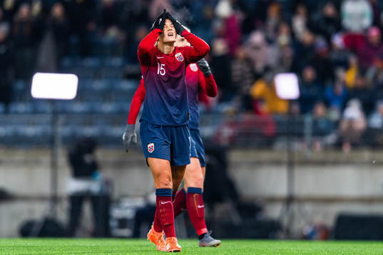 Amalie Eikeland of Norway reacts
