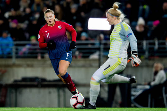 Lisa-Marie Karlseng Utland of Norway and goalkeeper Rebecca
