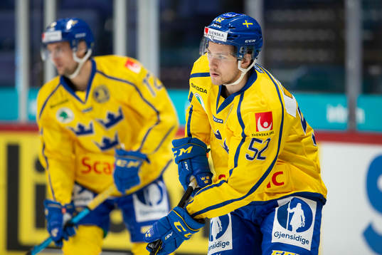 Arvid Lundberg #52, SWE